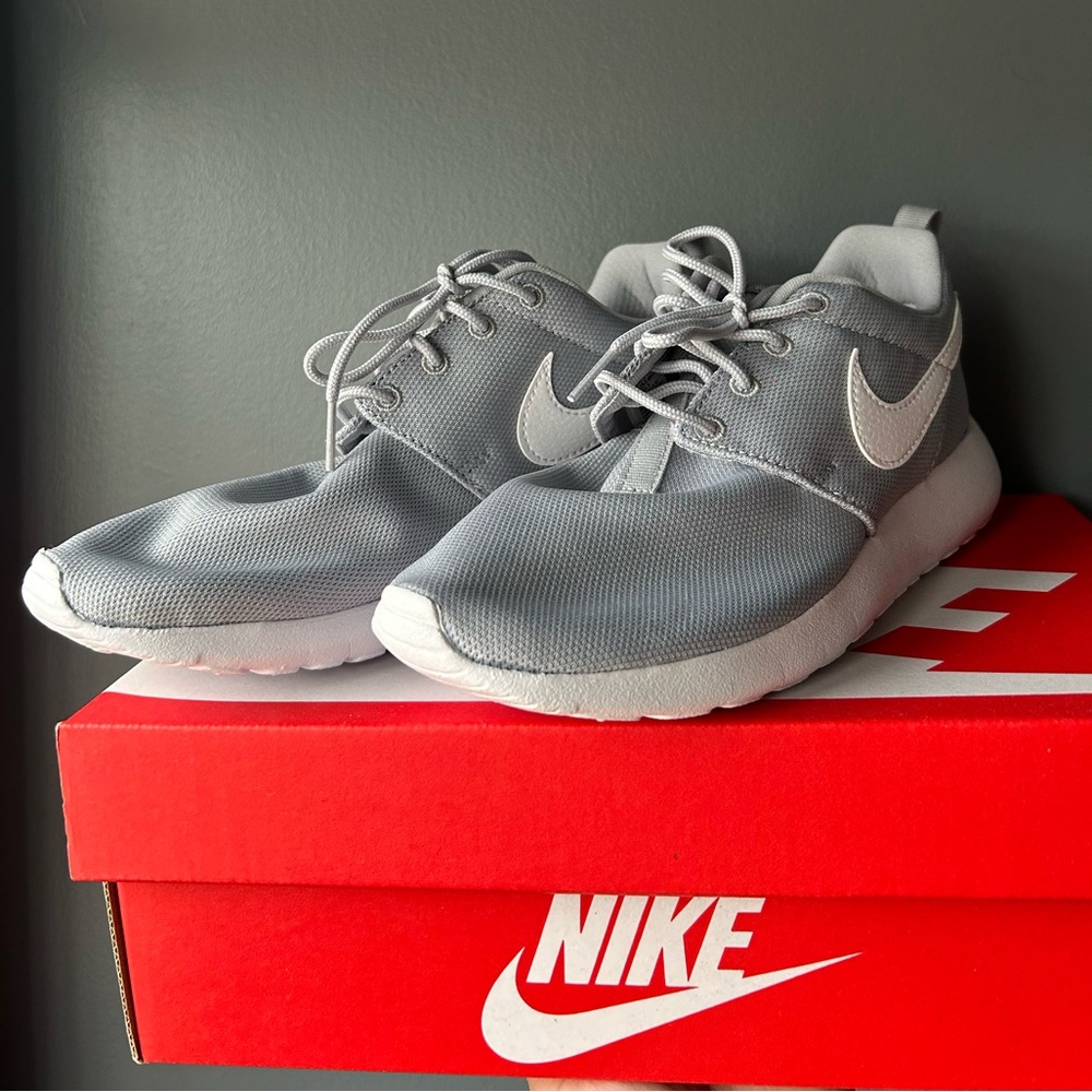 Nike Roshe One 👟